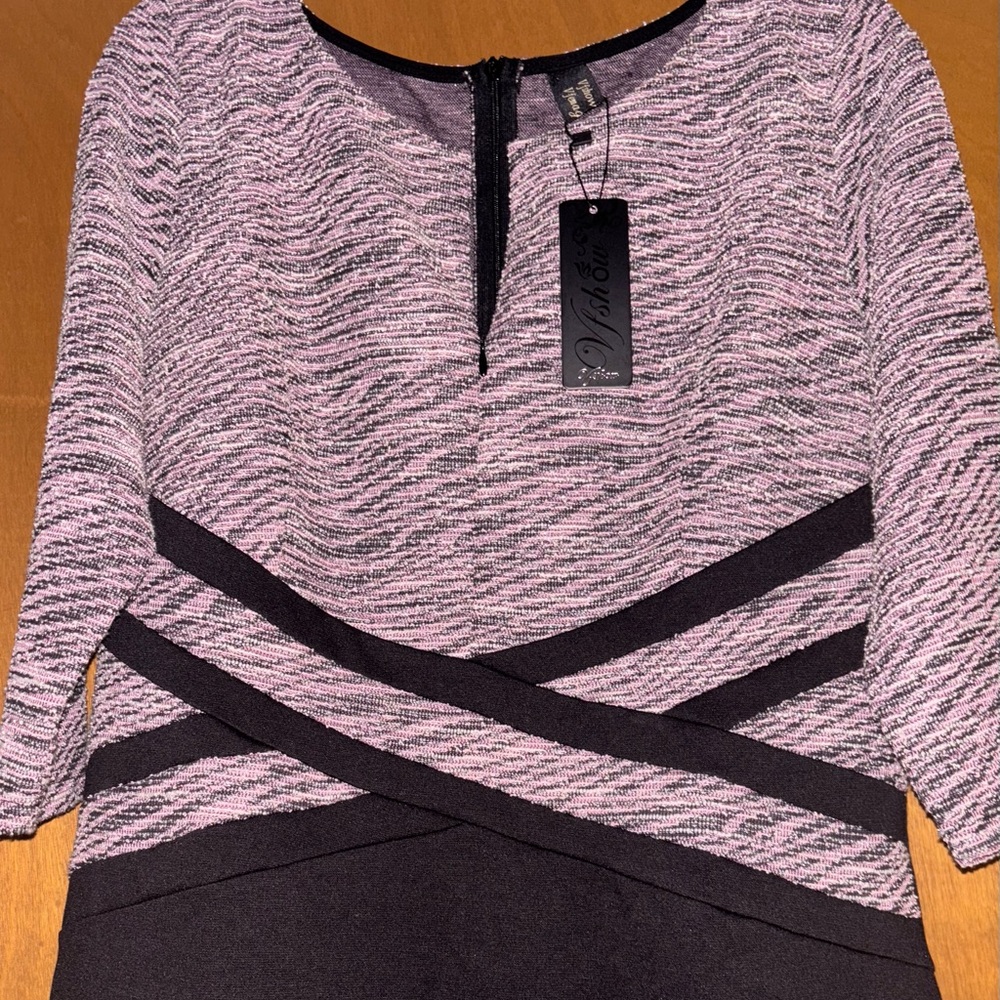 Chic Black and Pink Knit Dress